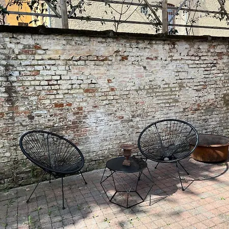 Cinestrings * מונס