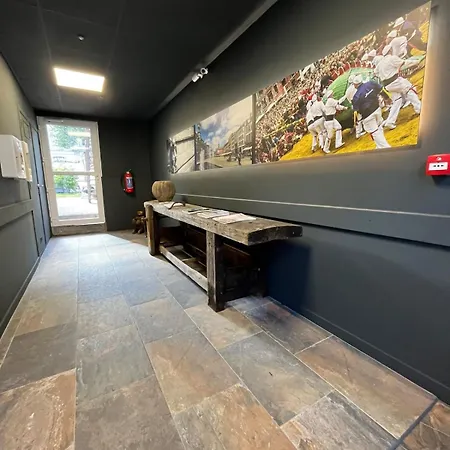 Cinestrings * מונס